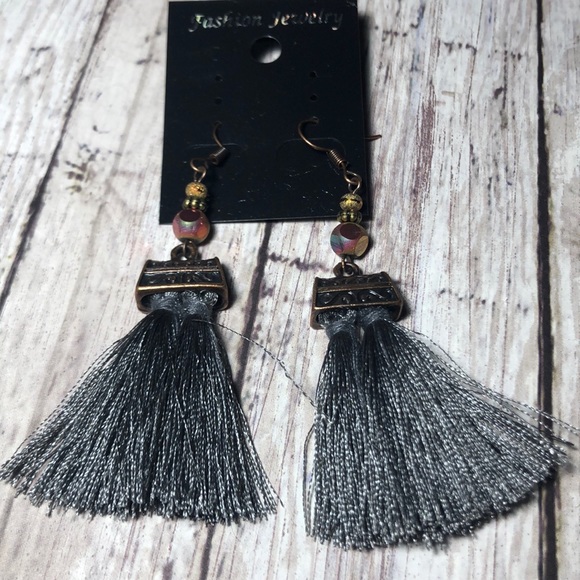 Boho copper and gray fringe dangling earrings NWT - Picture 4 of 5